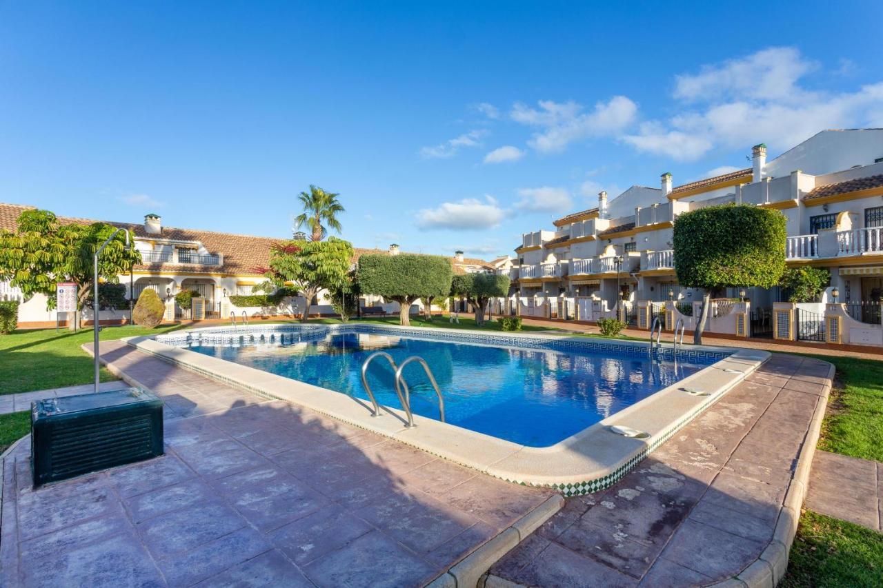 Вилла Pool-Side Townhouse In Cabo Roig Ориуэла Экстерьер фото